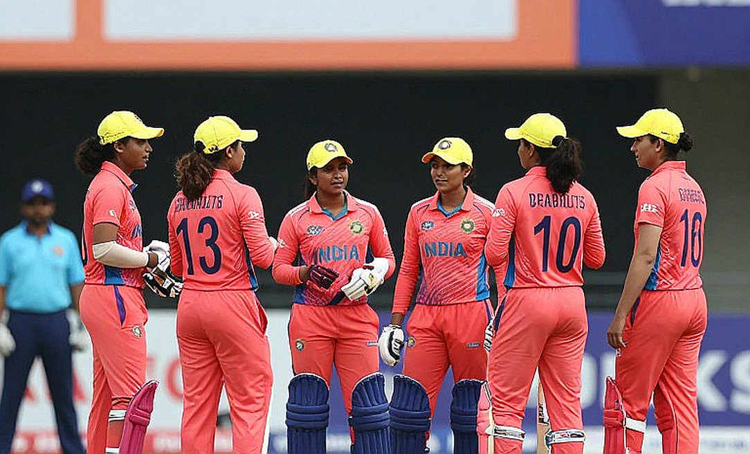 লেজারের মালিক কেউ নয়: ব্লকচেইন কীভাবে বিশ্বাসের হিসাব-বই থেকে শিল্পের কাঁচামাল হয়ে উঠছে