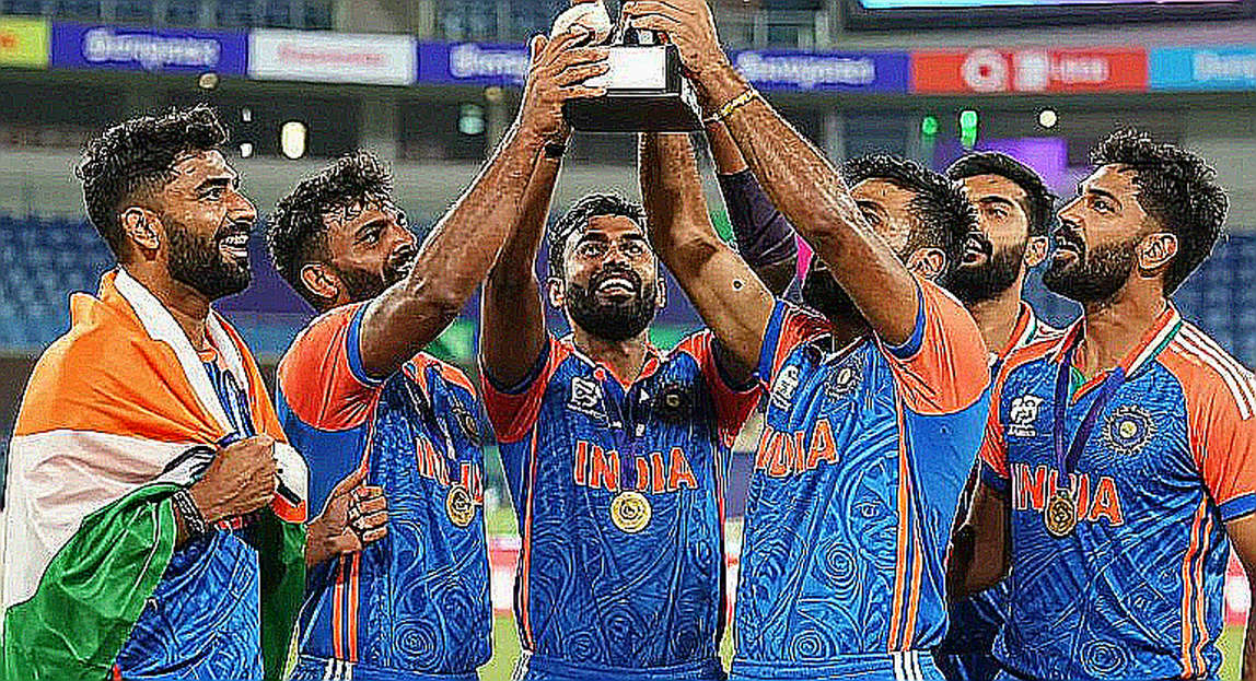ক্লাসিফিকেশন ড্রিফট: আজুর লেনের একটি কসপ্লে সেট কীভাবে ই-স্পোর্টস ফিডের বিশ্বাসযোগ্যতা ভেঙে দিল