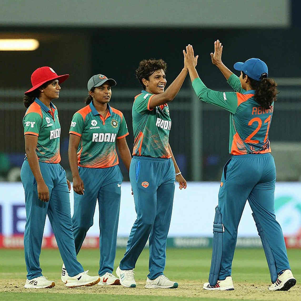 রাওয়ালপিন্ডির ৬/৪০: এক ইনিংসের আলোয় 'ম্যাচ-উইনার' তকমা, আর স্কোরবুকের মার্জিনে যা লেখা আছে